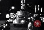 Standbild Gebäude und Verkehr in der Nacht New York City USA, 1944, aus Sekunde 43 historischem Filmmaterial Videoclip 65675036987