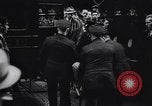 Image Enfants jouant et accidents de la circulation New York City USA, 1939, de la seconde 33 séquences d'archives historiques vidéo 65675036991