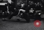 Image Enfants jouant et accidents de la circulation New York City USA, 1939, de la seconde 51 séquences d'archives historiques vidéo 65675036991
