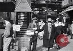 Standbild Stau und Fußgänger New York City USA, 1939, aus Sekunde 17 historischem Filmmaterial Videoclip 65675036993