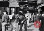 Standbild Stau und Fußgänger New York City USA, 1939, aus Sekunde 19 historischem Filmmaterial Videoclip 65675036993