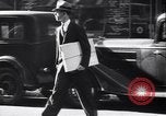 Standbild Stau und Fußgänger New York City USA, 1939, aus Sekunde 42 historischem Filmmaterial Videoclip 65675036993