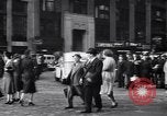 Standbild Stau und Fußgänger New York City USA, 1939, aus Sekunde 51 historischem Filmmaterial Videoclip 65675036993