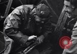 Standbild Laden einer Eisenbahnrollmaterials Vereinigtes Königreich, 1943, aus Sekunde 62 historischem Filmmaterial Videoclip 65675036995