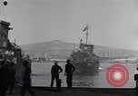 Standbild GIs debark am Dock Neapel Italien, 1943, aus Sekunde 9 historischem Filmmaterial Videoclip 65675037000