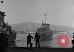 Standbild GIs debark am Dock Neapel Italien, 1943, aus Sekunde 10 historischem Filmmaterial Videoclip 65675037000