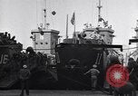 Standbild GIs debark am Dock Neapel Italien, 1943, aus Sekunde 48 historischem Filmmaterial Videoclip 65675037000