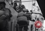 Standbild GIs debark am Dock Neapel Italien, 1943, aus Sekunde 62 historischem Filmmaterial Videoclip 65675037000