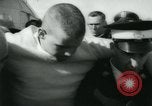Standbild überlebenden Flugzeuge abstürzen Cork Irland, 1962, aus Sekunde 45 historischem Filmmaterial Videoclip 65675037031