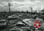 Immagine di Città distrutta dal tornado Michigan United States USA, 1964, secondo 4 filmato di repertorio 65675037038