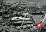 Immagine di Città distrutta dal tornado Michigan United States USA, 1964, secondo 14 filmato di repertorio 65675037038