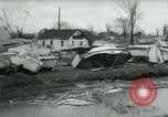 Immagine di Città distrutta dal tornado Michigan United States USA, 1964, secondo 33 filmato di repertorio 65675037038