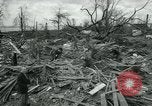 Immagine di Città distrutta dal tornado Michigan United States USA, 1964, secondo 47 filmato di repertorio 65675037038