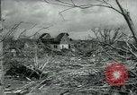 Immagine di Città distrutta dal tornado Michigan United States USA, 1964, secondo 51 filmato di repertorio 65675037038