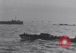 Standbild D-Day Invasion Normandie Frankreich, 1944, aus Sekunde 30 historischem Filmmaterial Videoclip 65675037047