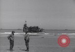 Standbild USA Verstärkungen ankommen in der Normandie Zweiten Weltkrieg Normandie Frankreich, 1944, aus Sekunde 25 historischem Filmmaterial Videoclip 65675037058