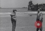 Standbild USA Verstärkungen ankommen in der Normandie Zweiten Weltkrieg Normandie Frankreich, 1944, aus Sekunde 33 historischem Filmmaterial Videoclip 65675037058