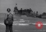 Standbild USA Verstärkungen ankommen in der Normandie Zweiten Weltkrieg Normandie Frankreich, 1944, aus Sekunde 48 historischem Filmmaterial Videoclip 65675037058