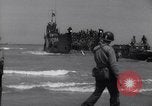 Standbild USA Verstärkungen ankommen in der Normandie Zweiten Weltkrieg Normandie Frankreich, 1944, aus Sekunde 56 historischem Filmmaterial Videoclip 65675037058