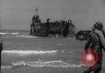 Standbild USA Verstärkungen ankommen in der Normandie Zweiten Weltkrieg Normandie Frankreich, 1944, aus Sekunde 57 historischem Filmmaterial Videoclip 65675037058