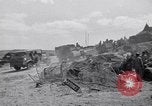 Image 'invasion du Jour J Omaha Beach Normandie France, 1944, de la seconde 25 séquences d'archives historiques vidéo 65675037059