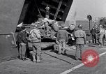 Standbild Invasion auf Omaha Beach Frankreich, 1944, aus Sekunde 49 historischem Filmmaterial Videoclip 65675037067