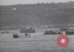 Standbild Invasion auf Omaha Beach Frankreich, 1944, aus Sekunde 15 historischem Filmmaterial Videoclip 65675037068