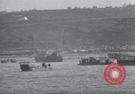 Standbild Invasion auf Omaha Beach Frankreich, 1944, aus Sekunde 16 historischem Filmmaterial Videoclip 65675037068