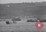Standbild Invasion auf Omaha Beach Frankreich, 1944, aus Sekunde 17 historischem Filmmaterial Videoclip 65675037068