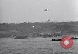Standbild Invasion auf Omaha Beach Frankreich, 1944, aus Sekunde 22 historischem Filmmaterial Videoclip 65675037068