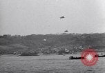 Standbild Invasion auf Omaha Beach Frankreich, 1944, aus Sekunde 26 historischem Filmmaterial Videoclip 65675037068