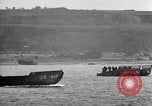 Standbild Invasion auf Omaha Beach Frankreich, 1944, aus Sekunde 49 historischem Filmmaterial Videoclip 65675037068