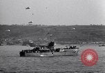 Standbild Invasion auf Omaha Beach Frankreich, 1944, aus Sekunde 56 historischem Filmmaterial Videoclip 65675037068