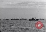 Standbild Invasion auf Omaha Beach Frankreich, 1944, aus Sekunde 61 historischem Filmmaterial Videoclip 65675037070
