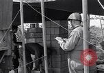 Standbild Feld ration für Soldaten Vereinigtes Königreich, 1944, aus Sekunde 29 historischem Filmmaterial Videoclip 65675037071