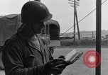 Standbild Feld ration für Soldaten Vereinigtes Königreich, 1944, aus Sekunde 37 historischem Filmmaterial Videoclip 65675037071