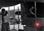 Standbild Feld ration für Soldaten Vereinigtes Königreich, 1944, aus Sekunde 49 historischem Filmmaterial Videoclip 65675037071