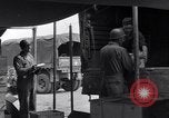 Standbild Feld ration für Soldaten Vereinigtes Königreich, 1944, aus Sekunde 51 historischem Filmmaterial Videoclip 65675037071