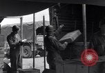 Standbild Feld ration für Soldaten Vereinigtes Königreich, 1944, aus Sekunde 56 historischem Filmmaterial Videoclip 65675037071