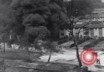 Standbild bombardiert Ölversorgung Depot Vereinigtes Königreich, 1944, aus Sekunde 19 historischem Filmmaterial Videoclip 65675037073