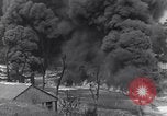 Standbild bombardiert Ölversorgung Depot Vereinigtes Königreich, 1944, aus Sekunde 23 historischem Filmmaterial Videoclip 65675037073