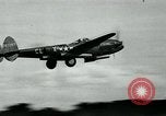 Image La puissance aérienne et les avions alliés pendant la Seconde Guerre mondiale Europe, 1944, de la seconde 28 séquences d'archives historiques vidéo 65675037078