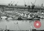 Immagine di navi nei porti britannici per l'invasione del D-Day Regno Unito, 1944, secondo 6 filmato di repertorio 65675037079