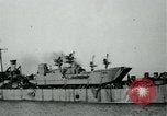 Immagine di navi nei porti britannici per l'invasione del D-Day Regno Unito, 1944, secondo 26 filmato di repertorio 65675037079