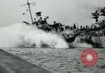 Immagine di navi nei porti britannici per l'invasione del D-Day Regno Unito, 1944, secondo 31 filmato di repertorio 65675037079