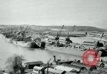 Immagine di navi nei porti britannici per l'invasione del D-Day Regno Unito, 1944, secondo 40 filmato di repertorio 65675037079