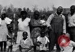 Immagine di Siccità sollievo dai civili durante la depressione England Arkansas USA, 1931, secondo 37 filmato di repertorio 65675037100