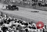 Image Accident de voiture sur la tête de poulet jeu de pilotes Albion New York USA, 1931, de la seconde 38 séquences d'archives historiques vidéo 65675037106