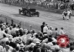 Image Accident de voiture sur la tête de poulet jeu de pilotes Albion New York USA, 1931, de la seconde 44 séquences d'archives historiques vidéo 65675037106