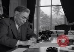 Immagine di Ufficio di Admiral Harold Stark Honolulu Hawaii USA, 1942, secondo 19 filmato di repertorio 65675037116
